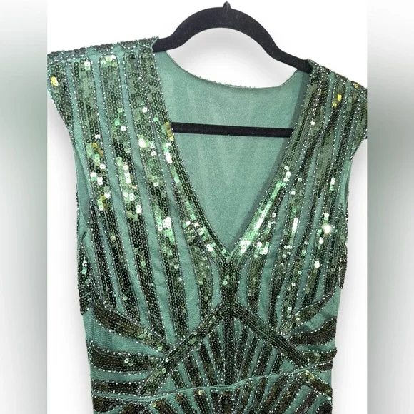 Elegant Prom Wedding Guest Gown , Stretchy - Picture 4 of 12